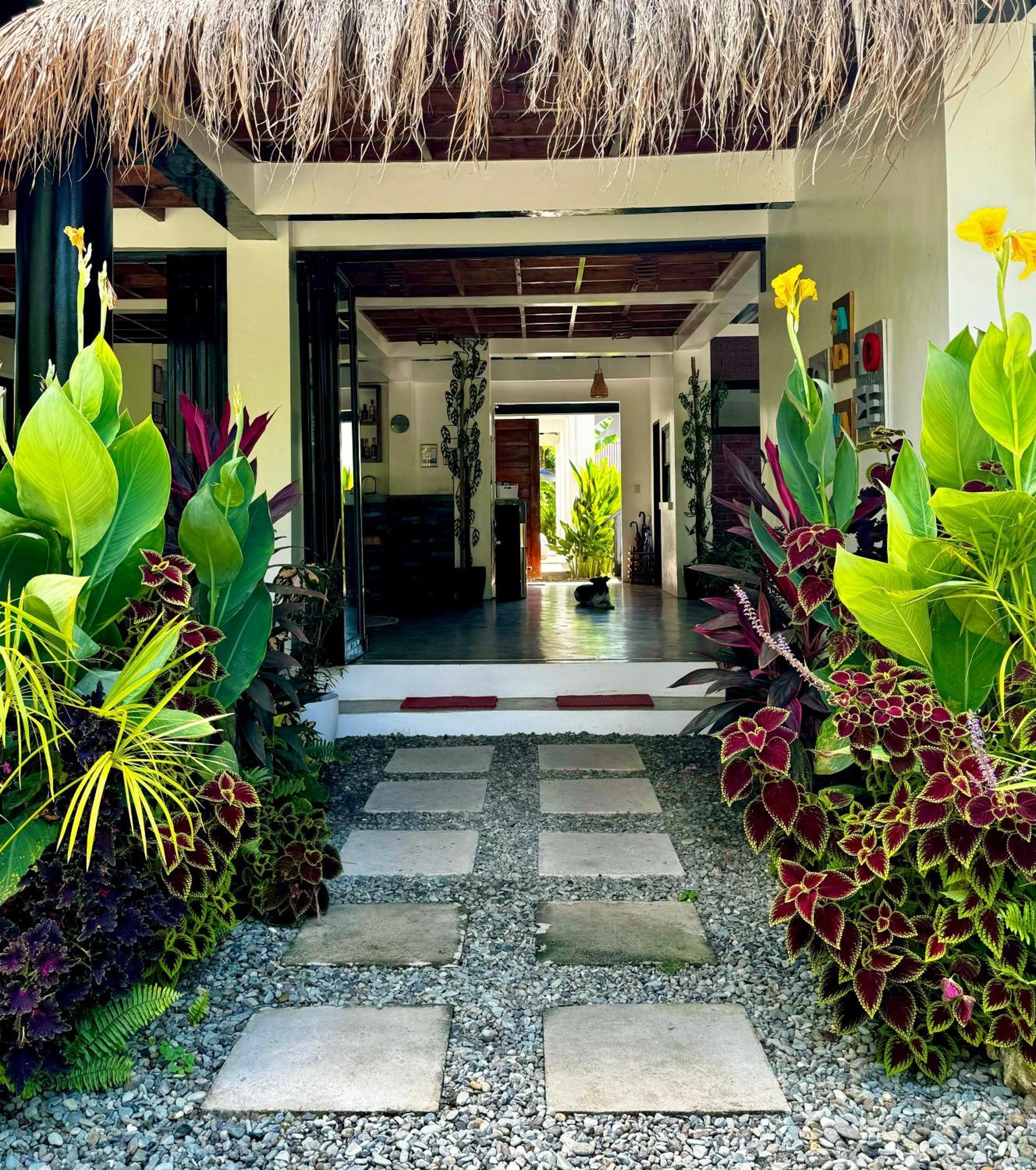 Готель Casa Basa Siargao Хенераль-Луна Екстер'єр фото